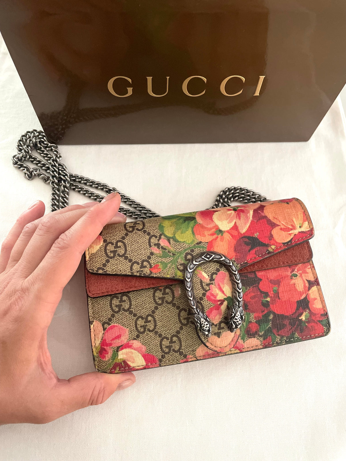 Gucci Dionysus GG Supreme Blooms Super Mini Authentic crossbody bag