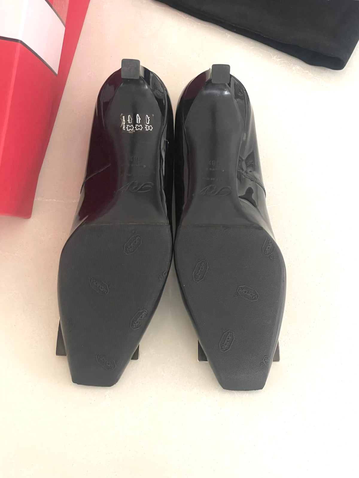Roger Vivier Trompette Buckle Square Toe Pumps